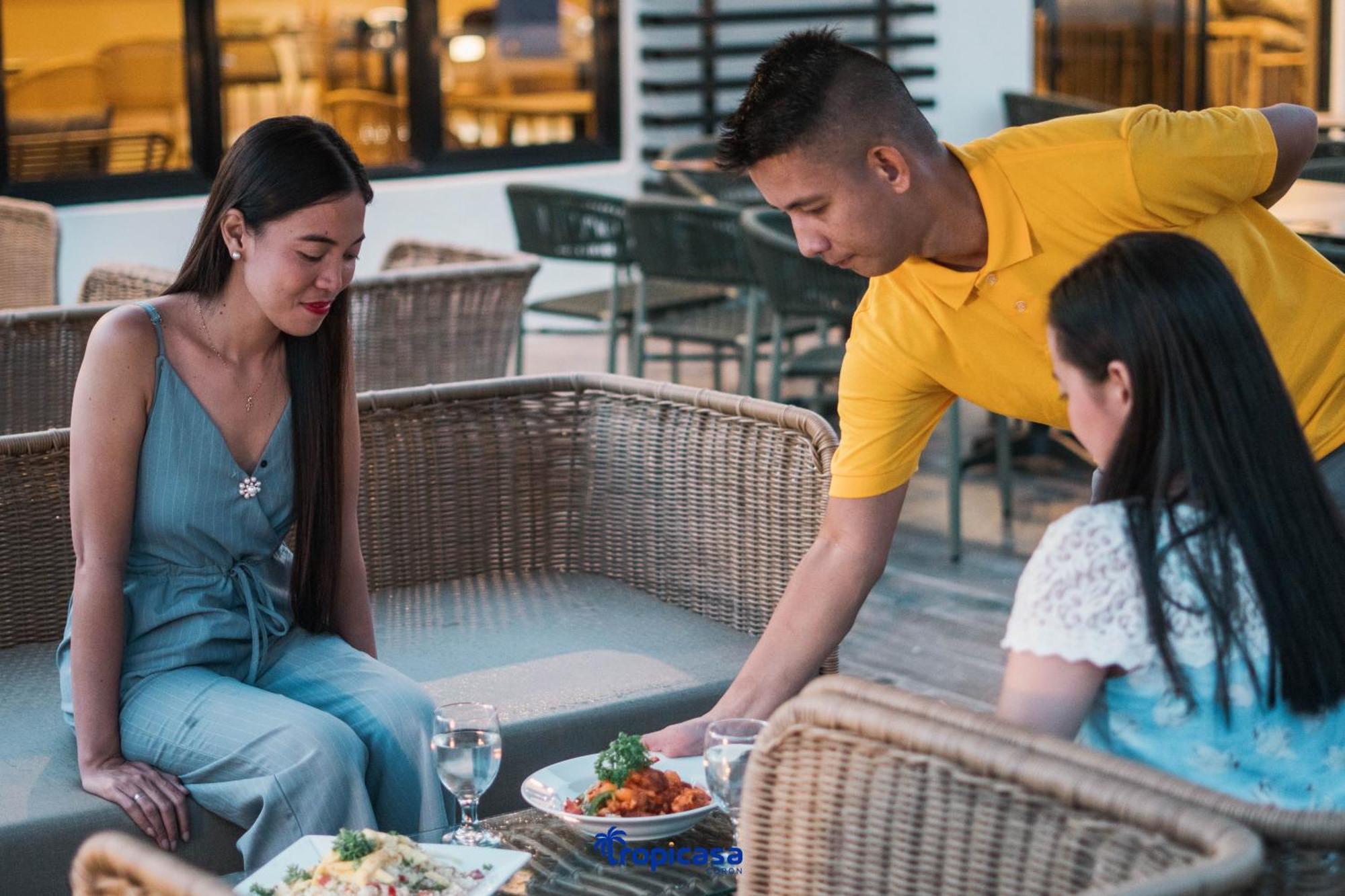 Tropicasa Hotel 코른 외부 사진